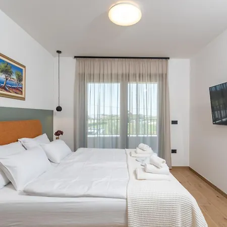 Casa de hóspedes Nona Sonja 4*